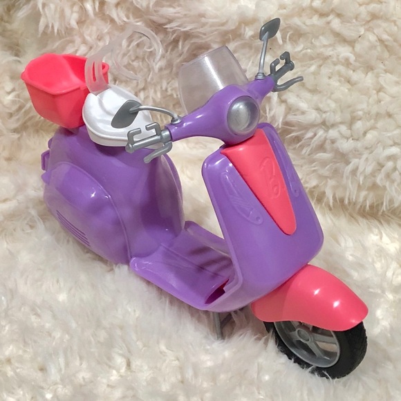 BARBIE AND MOTORCYCLE - Picture 4 of 5
